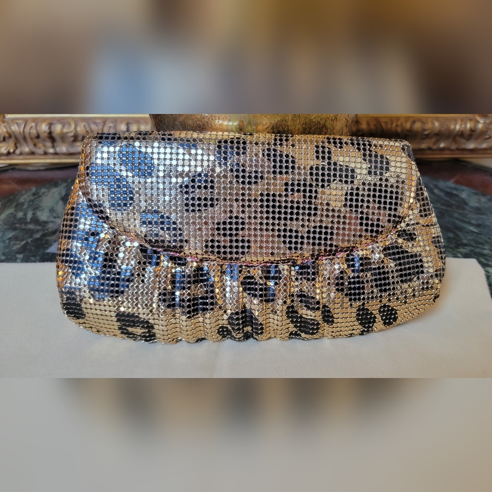 NWOT FELIX REY LEOPARD BLACK GOLD METALLIC CHAIN MESH BAG SNAP CLUTCH PINK LINED